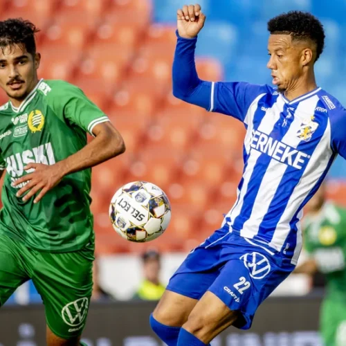 Teknik och närkampsspel: Aimar i duell med spelare från IFK Göteborg.